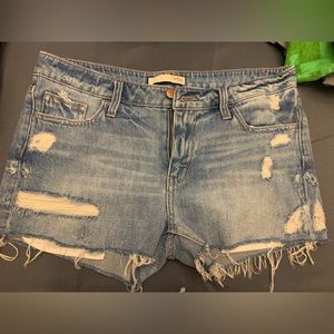 Buckle women’s day trip shorts